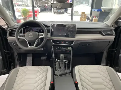 Volkswagen Tayron 2022, 18000 км, за 193800 CNY - фото 8