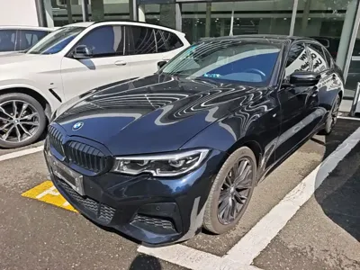 BMW 3 Series 2021, 111500 км, за 126000 CNY