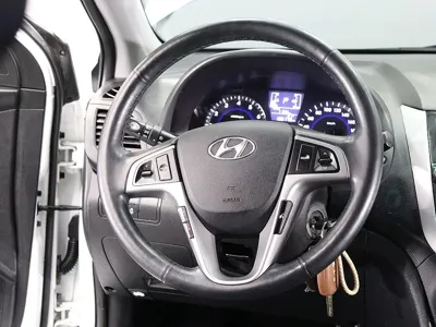 Hyundai Accent 2016, 103173 км, за 5300000 KRW - фото 16