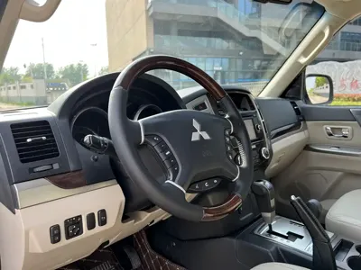 Mitsubishi Pajero (Import) 2019, 106000 км, за 113800 CNY - фото 11