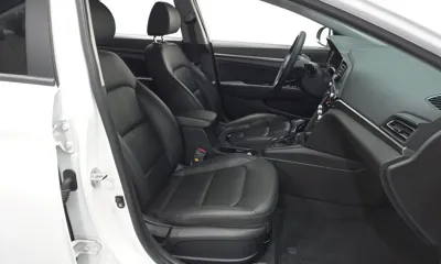 Hyundai Avante 2019, 68193 км, за 10900000 KRW - фото 12