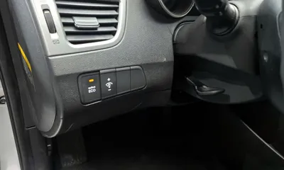Hyundai Avante 2011, 75515 км, за 5400000 KRW - фото 16