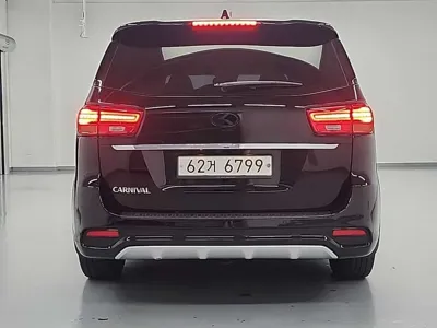 Kia Canival 2019, 71848 км, за 17900000 KRW