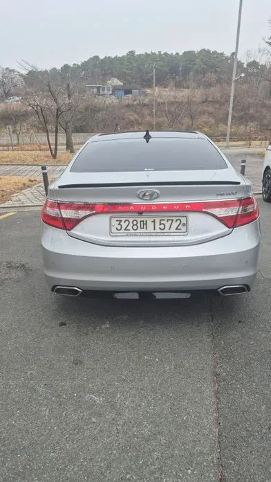Hyundai Grandeur 2015, 398268 км, за 3500000 KRW
