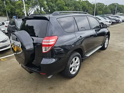 Toyota RAV4 2011, 68000 км, за 22000 CNY - фото 16