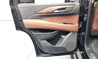 Cadillac Escalade 2018, 55418 км, за 36900000 KRW - фото 25