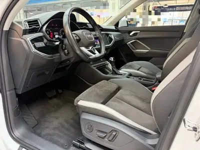Audi Q3 2022, 66000 км, за 148800 CNY - фото 25