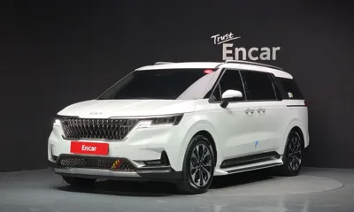 Kia Canival · 2023 год