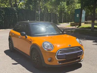 MINI MINI 2016, 95000 км, за 53800 CNY
