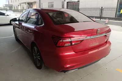 Roewe i6 2020, 60800 км, за 37986.97 CNY