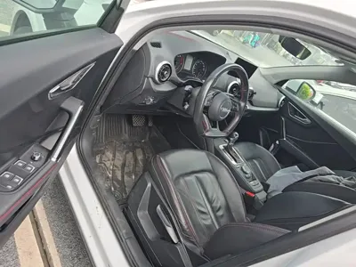 Audi Q2L 2023, 56900 км, за 90300 CNY - фото 16