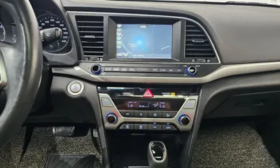 Hyundai Avante 2017, 138639 км, за 8500000 KRW - фото 13