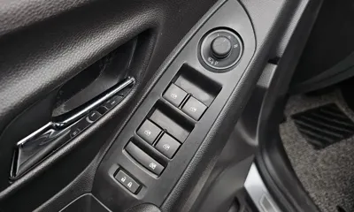 ChevroletGMDaewoo Trax 2019, 61837 км, за 8900000 KRW - фото 18