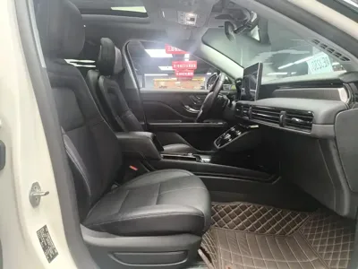 Lincoln Corsair 2022, 24000 км, за 118000 CNY - фото 4