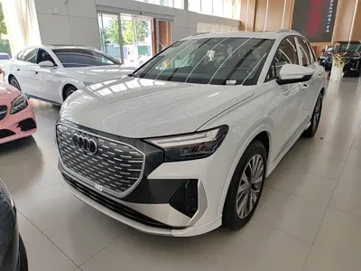 Audi Q4 e-tron · 2026 год