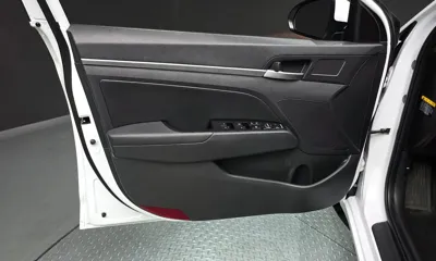 Hyundai Avante 2020, 44974 км, за 14300000 KRW - фото 24