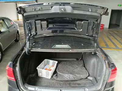 Volkswagen Lavida 2018, 83200 км, за 37300 CNY - фото 19
