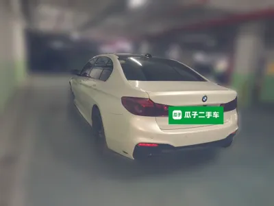 BMW 5 Series 2019, 27599 км, за 170860.16 CNY