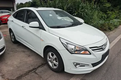 Hyundai Verna (older generation) 2014, 153300 км, за 33828.75 CNY
