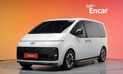 Hyundai Staria · 2022 год
