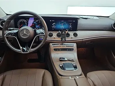 Mercedes-Benz E-Class 2022, 75700 км, за 261600 CNY - фото 12