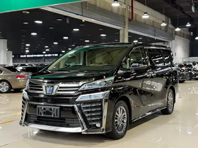 Toyota Vellfire · 2022 год