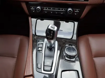 BMW 5 Series 2013, 180000 км, за 59800 CNY - фото 10