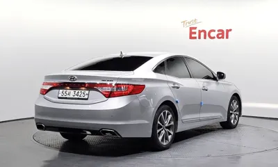 Hyundai Grandeur 2015, 118867 км, за 7500000 KRW - фото 2