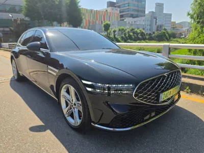 Genesis G90 · 2026 год