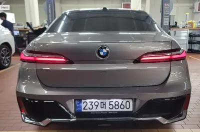 BMW 7-Series 2023, 70673 км, за 83000000 KRW