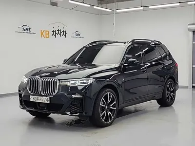 BMW X7 · 2020 год