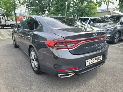 Hyundai Grandeur 2019, 152206 км, за 12700000 KRW - фото 2