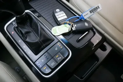 Kia Canival 2015, 305698 км, за 5500000 KRW - фото 15