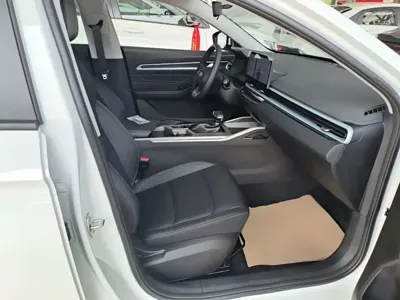 Geely Emgrand 2026, 100 км, за 61000 CNY - фото 25