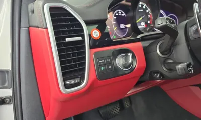 Porsche Cayenne 2022, 89332 км, за 82990000 KRW - фото 27