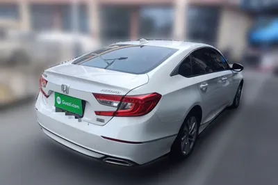 Honda Accord 2018, 105600 км, за 75940.11 CNY - фото 6