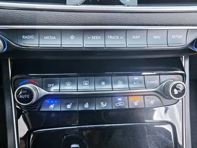 Hyundai Grandeur 2019, 131277 км, за 11900000 KRW - фото 13