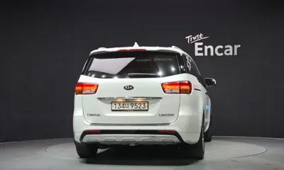 Kia Canival 2016, 186605 км, за 8990000 KRW