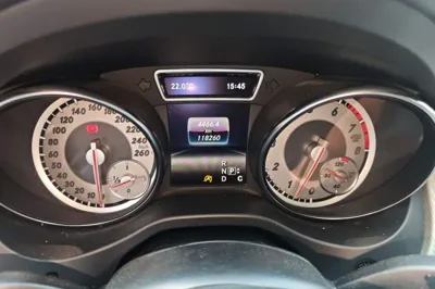 Mercedes-Benz CLA 2015, 118200 км, за 67189.45 CNY - фото 10