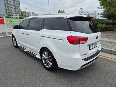 Kia Canival 2017, 261591 км, за 8300000 KRW