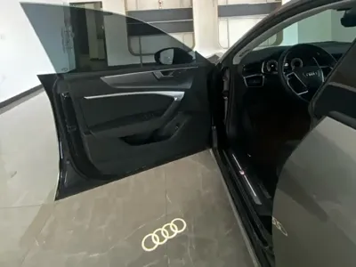 Audi A7L 2024, 86000 км, за 209800 CNY - фото 8