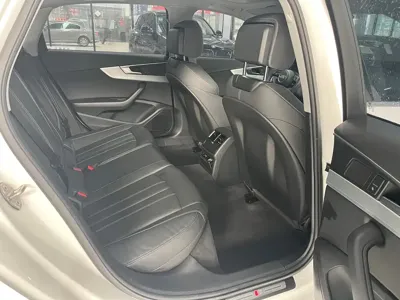 Audi A4L 2020, 40000 км, за 129800 CNY - фото 8