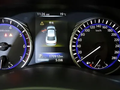 Infiniti Q50 2015, 170885 км, за 3500000 KRW - фото 9