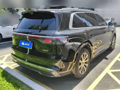 AITO 问界 AITO M8 2025, 20000 км, за 328800 CNY
