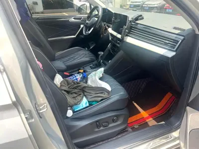 Volkswagen Tiguan L 2022, 60000 км, за 100200 CNY