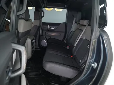 GMC Hummer EV 2025, 5350 км, за 189000000 KRW - фото 16