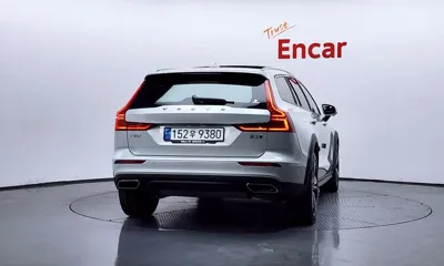 Volvo V60 2021, 25290 км, за 36800000 KRW