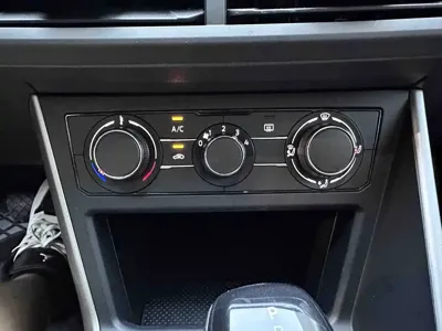 Volkswagen Polo 2023, 12000 км, за 79800 CNY - фото 13