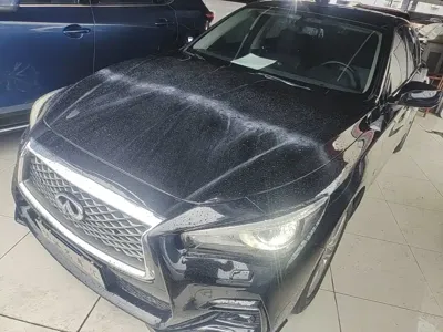 Infiniti Q50L · 2015 год