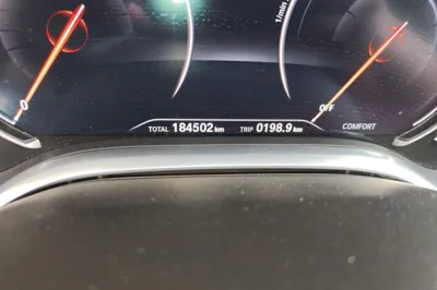 BMW 7 Series 2018, 184500 км, за 157087.47 CNY - фото 11